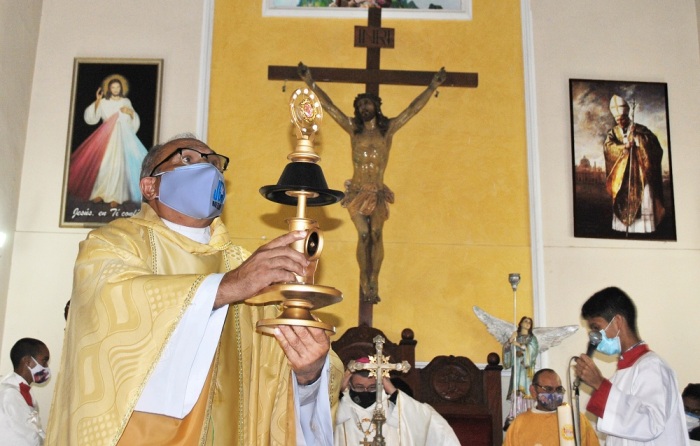 Reliquia del beato José Gregorio Hernández aumenta la fe y esperanza de feligreses en Guárico