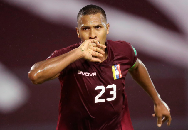 Venezolano Salomón Rondón no jugará la Copa América