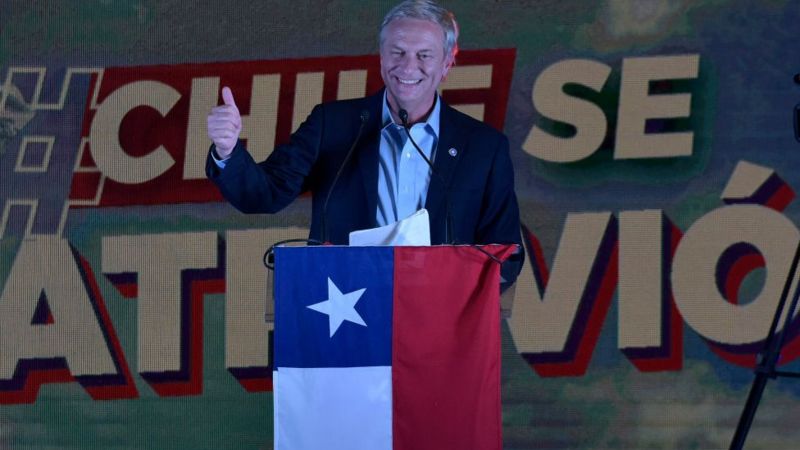 Elecciones en Chile: Kast y Boric disputarán un balotaje por la presidencia entre extremos