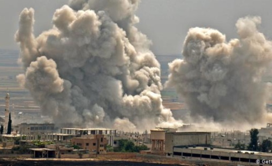 Biden ordena bombardeo en Siria contra milicias proiraníes