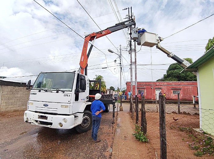 Alcaldía del municipio Esteros de Camaguán prioriza fortalecimiento del sistema eléctrico ante llegada de las lluvias