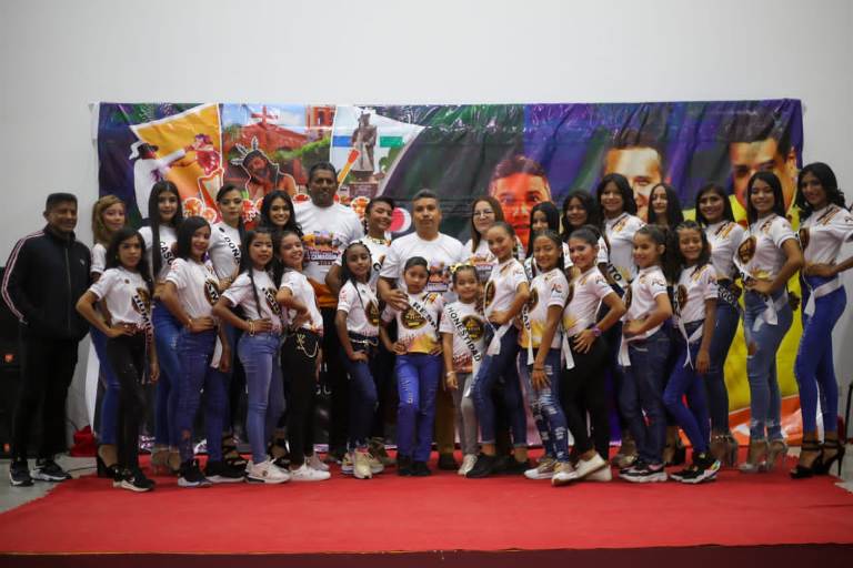 Alcalde Emilio �vila present� calendario de las Ferias Camagu�n 2022