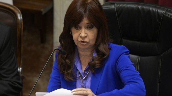 Amenazan de muerte a vicepresidenta argentina Cristina Fern�ndez