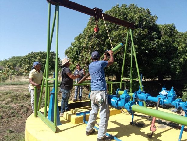 Sistema de distribución de agua potable continúa recibiendo equipos nuevos