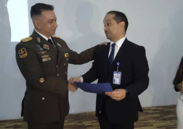 General de División Ugas Medina recibió reconocimiento del Ministerio Público