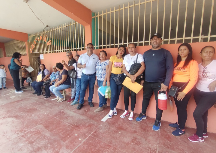 Gobierno Bolivariano desarrolló con éxito Jornada de Salud Preventiva Por Amor a mi Maestra y Maestro 