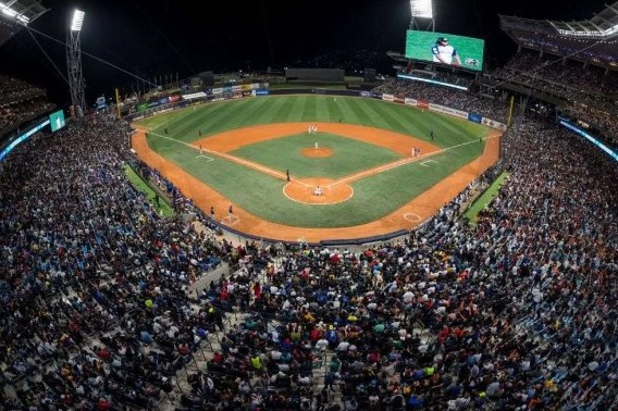 Estadio Monumental listo para recibir evento internacional de béisbol 