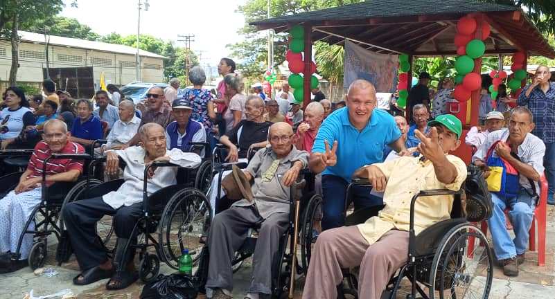 Celebraron Día Internacional del Adulto Mayor 