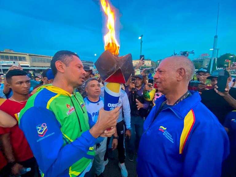 Fuego Patrio de los XXI Juegos Deportivos Nacionales Juveniles iluminó la Tierra de los Esteros