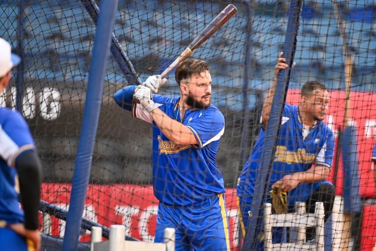 Luis Torrens listo para debutar con el Magallanes 